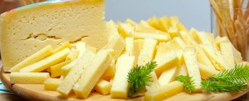 Vezzena: il formaggio d'altopiano saporito e di lunga tradizione: scopri