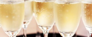Champagne: dalla Francia ecco il famoso vino re delle bollicine mondiali: scopri