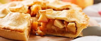 Torta di mele, il soffice dolce della tradizione: le ricette: scopri